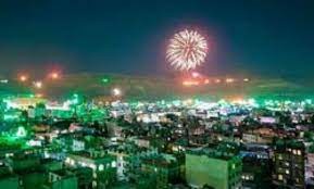 الألعاب النارية تضيء سماء أمانة العاصمة ومحافظة صنعاء وباقي المحافظات ابتهاجا بالمولد النبوي الشريف